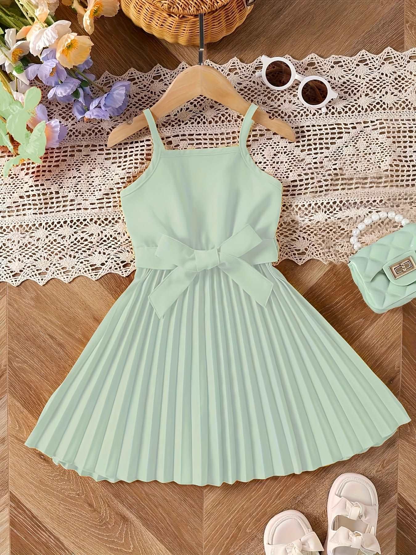 Vestido De Tirantes Fruncido Con Cinturón De Lazo Para Niñas, ideal para uso en verano para fiestas